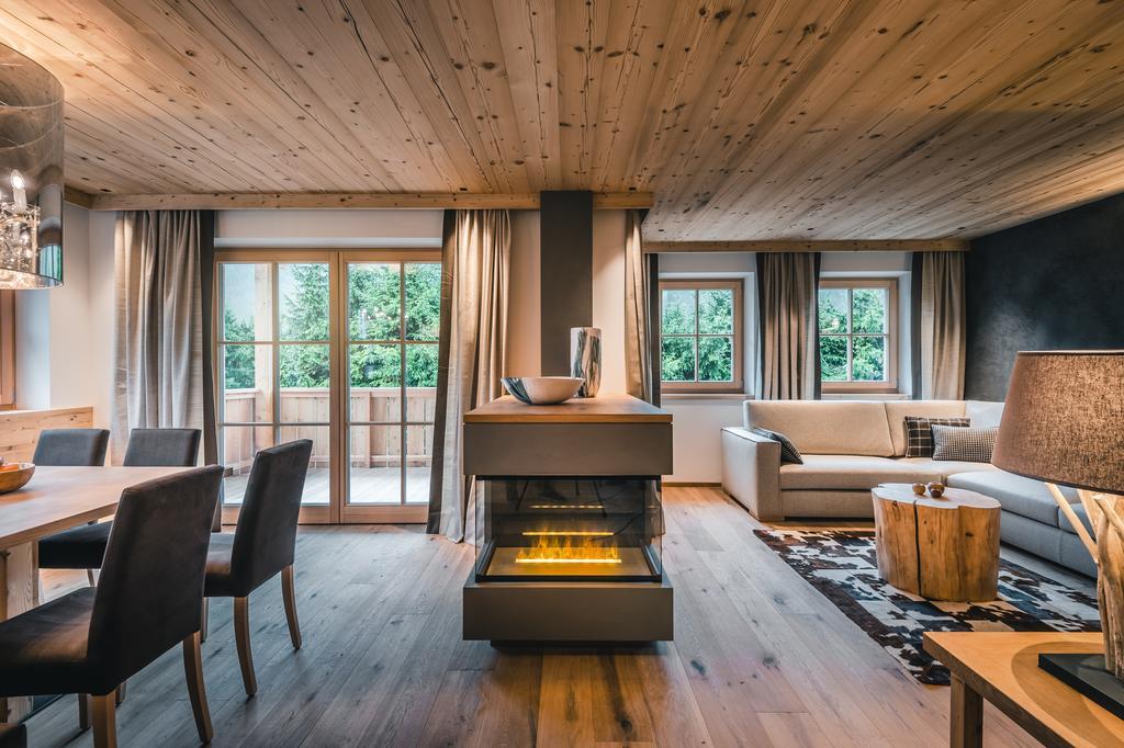 Liondes Chalets San Vigilio Di Marebbe Eksteriør bilde